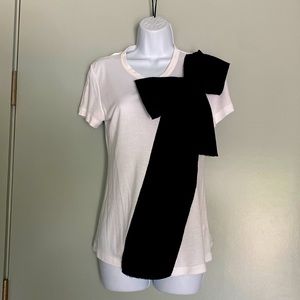 Red Valentino tee with big black bow🎀🎀🎀